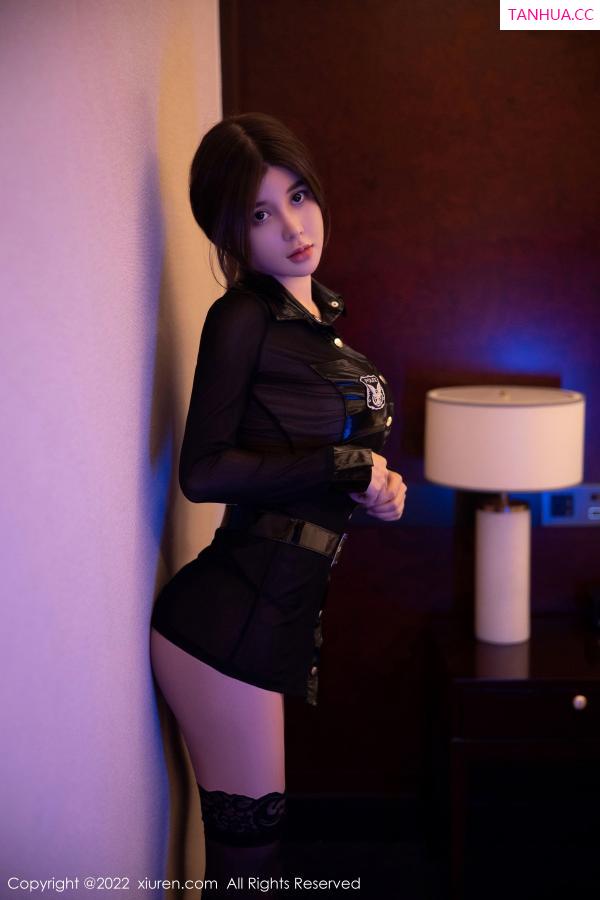周九九 周jojobaby [XiuRen]高清写真图 2022.10.24 No.5750 周jojobaby 制服黑丝第7张图片